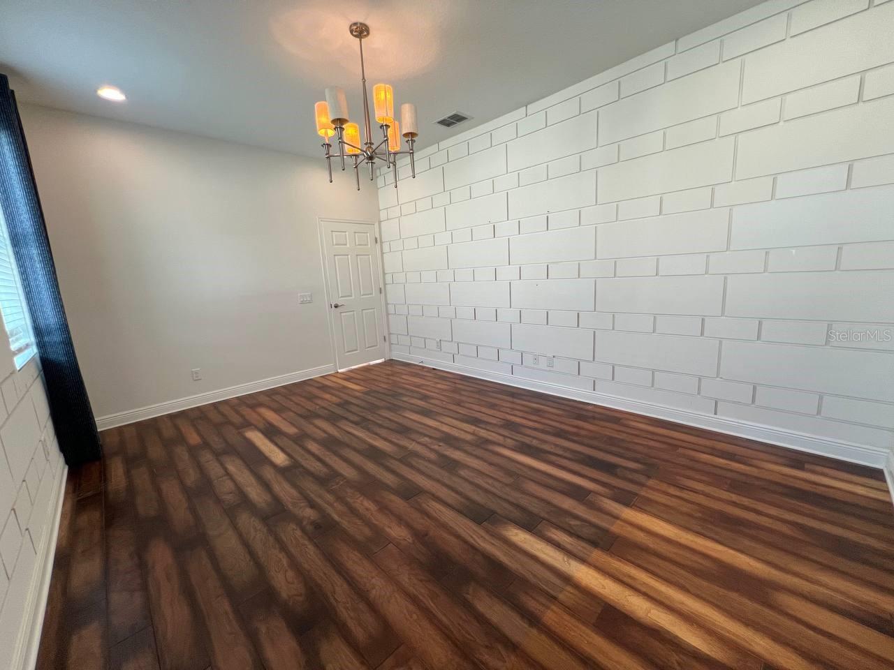 Image 17 of 53 For 1692 Nature View Drive