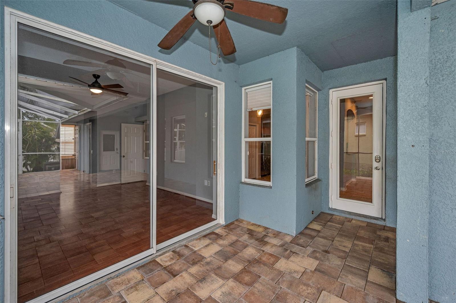 Listing photo id 28 for 10125 Palladio Drive