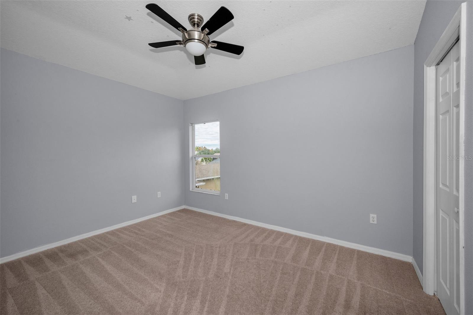 Listing photo id 46 for 10125 Palladio Drive