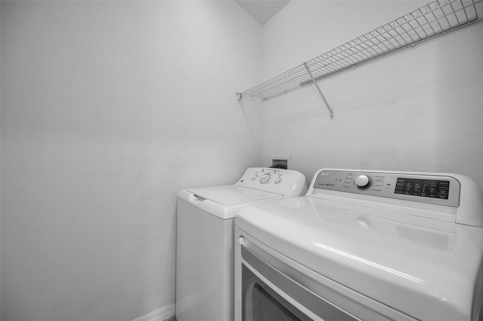 Listing photo id 48 for 10125 Palladio Drive