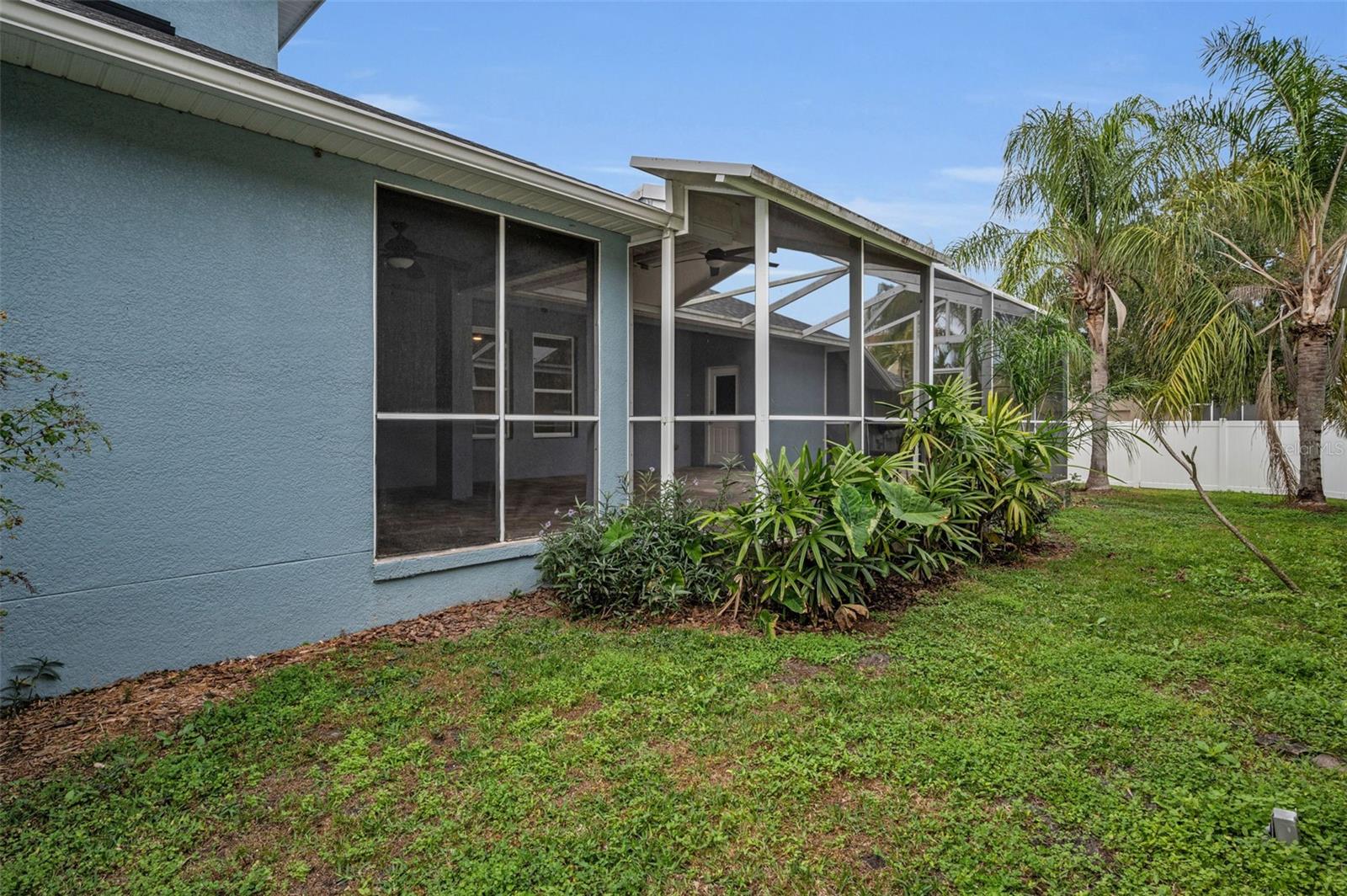 Listing photo id 54 for 10125 Palladio Drive