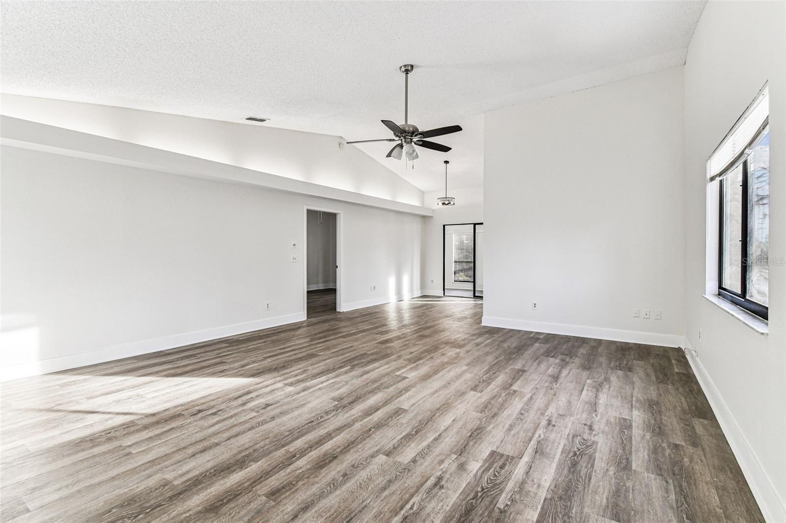 Image 34 of 97 For 1734 Rumar Lane