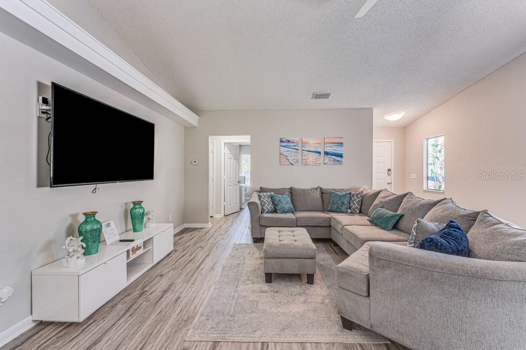 Image 5 of 97 For 1734 Rumar Lane