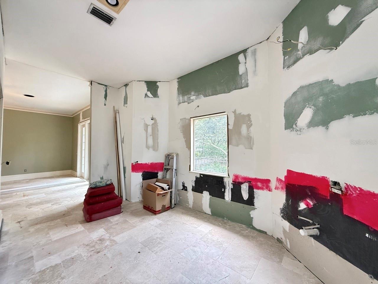 Image 18 of 31 For 16006 Armistead Lane