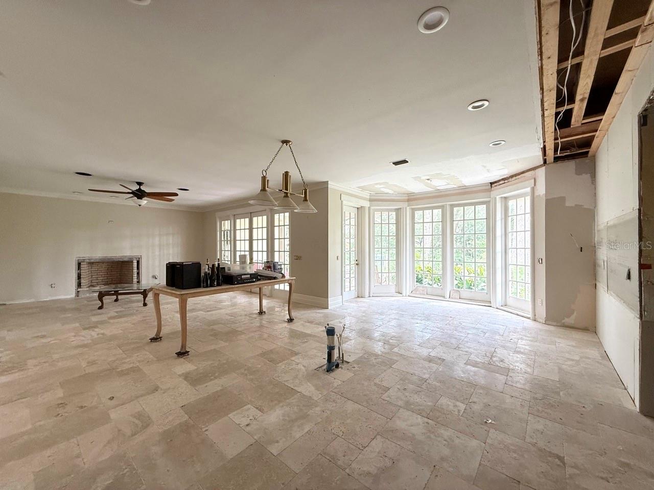 Image 5 of 31 For 16006 Armistead Lane