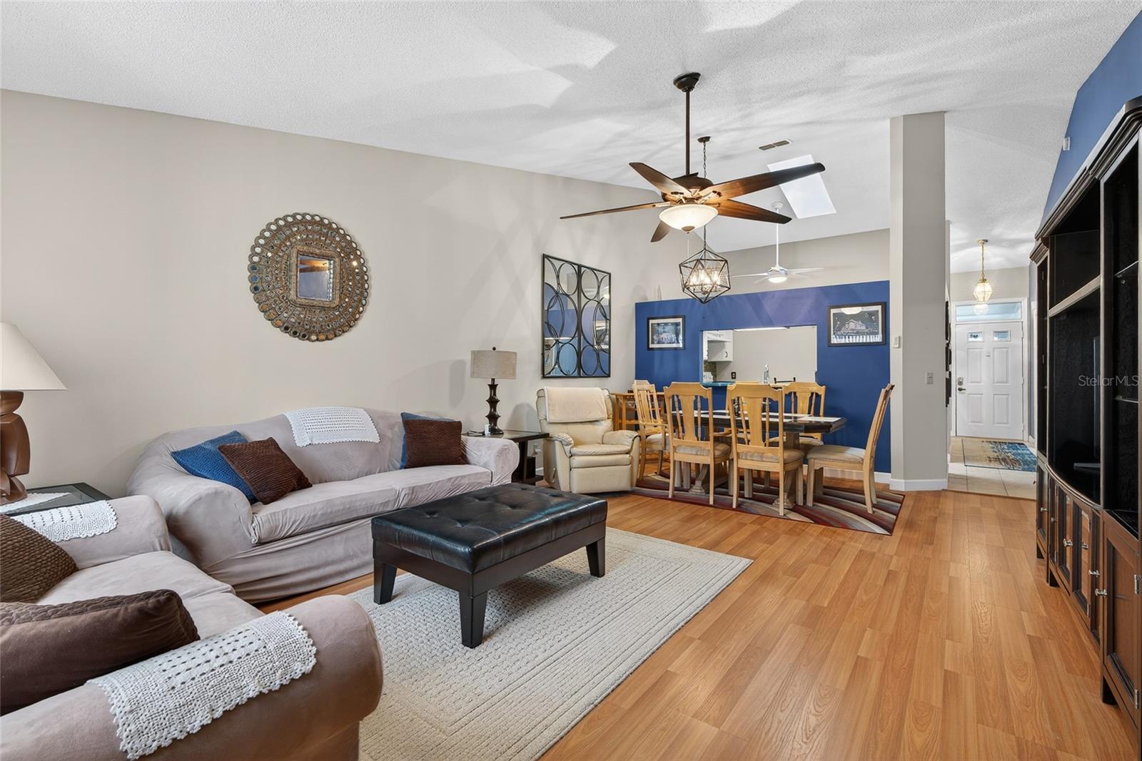 Image 12 of 31 For 1539 Rebecca Lane