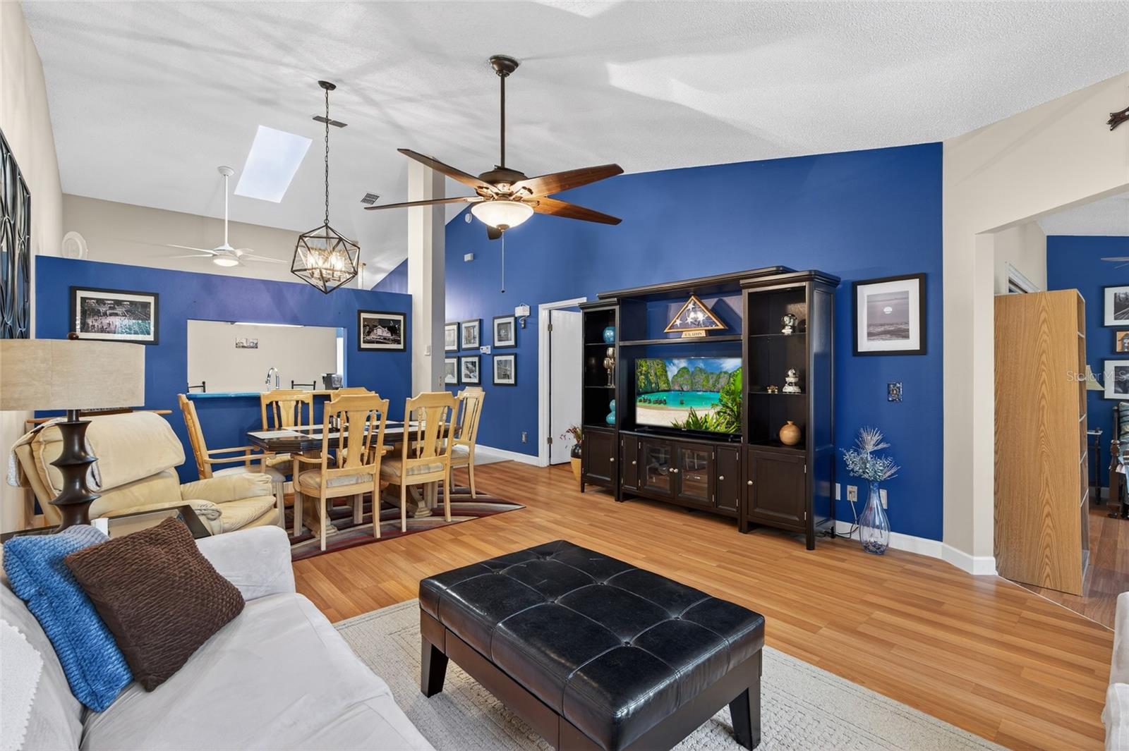 Image 15 of 31 For 1539 Rebecca Lane