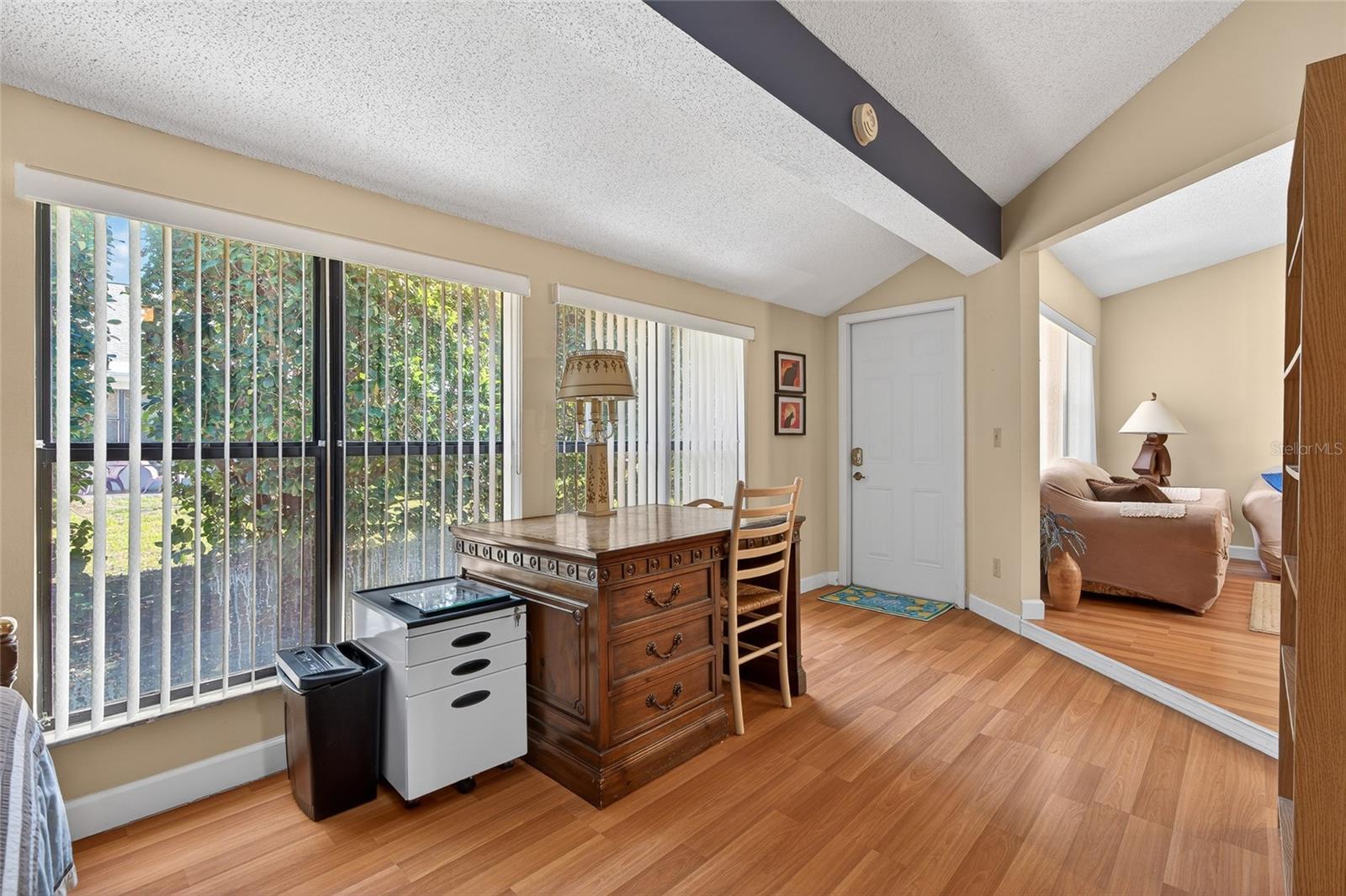 Image 17 of 31 For 1539 Rebecca Lane