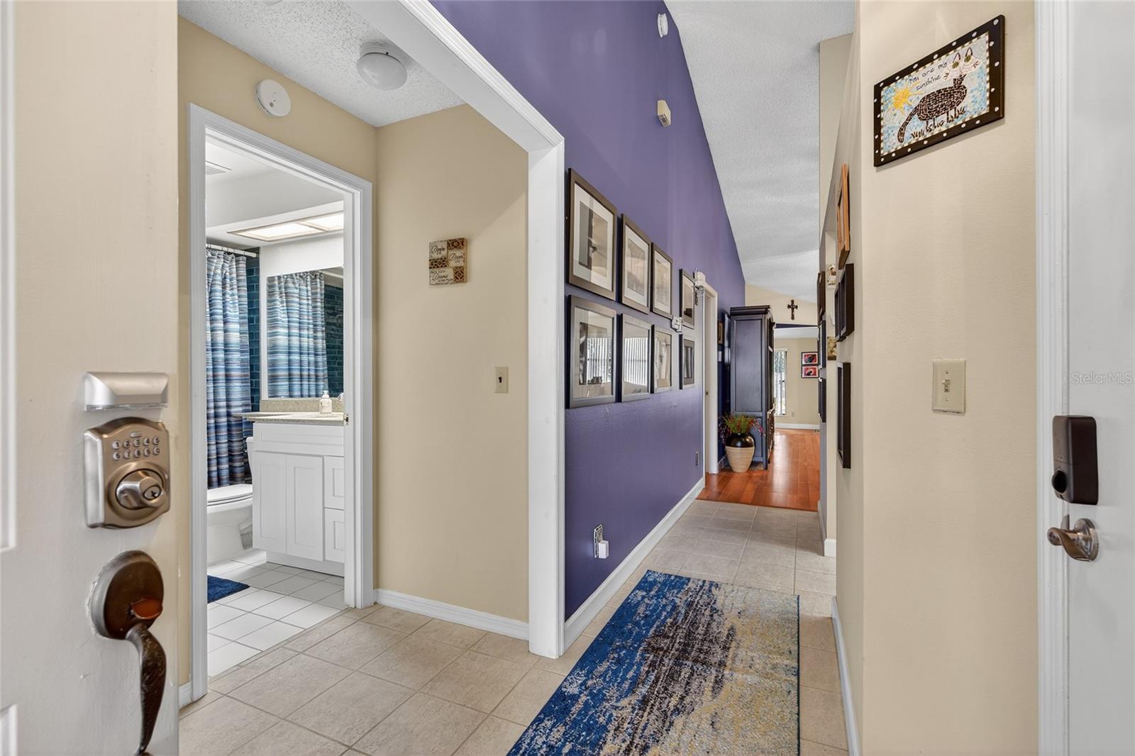 Image 3 of 31 For 1539 Rebecca Lane