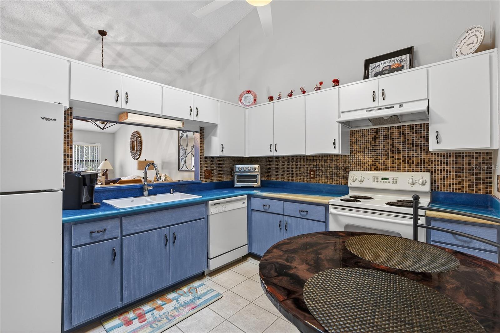 Image 6 of 31 For 1539 Rebecca Lane