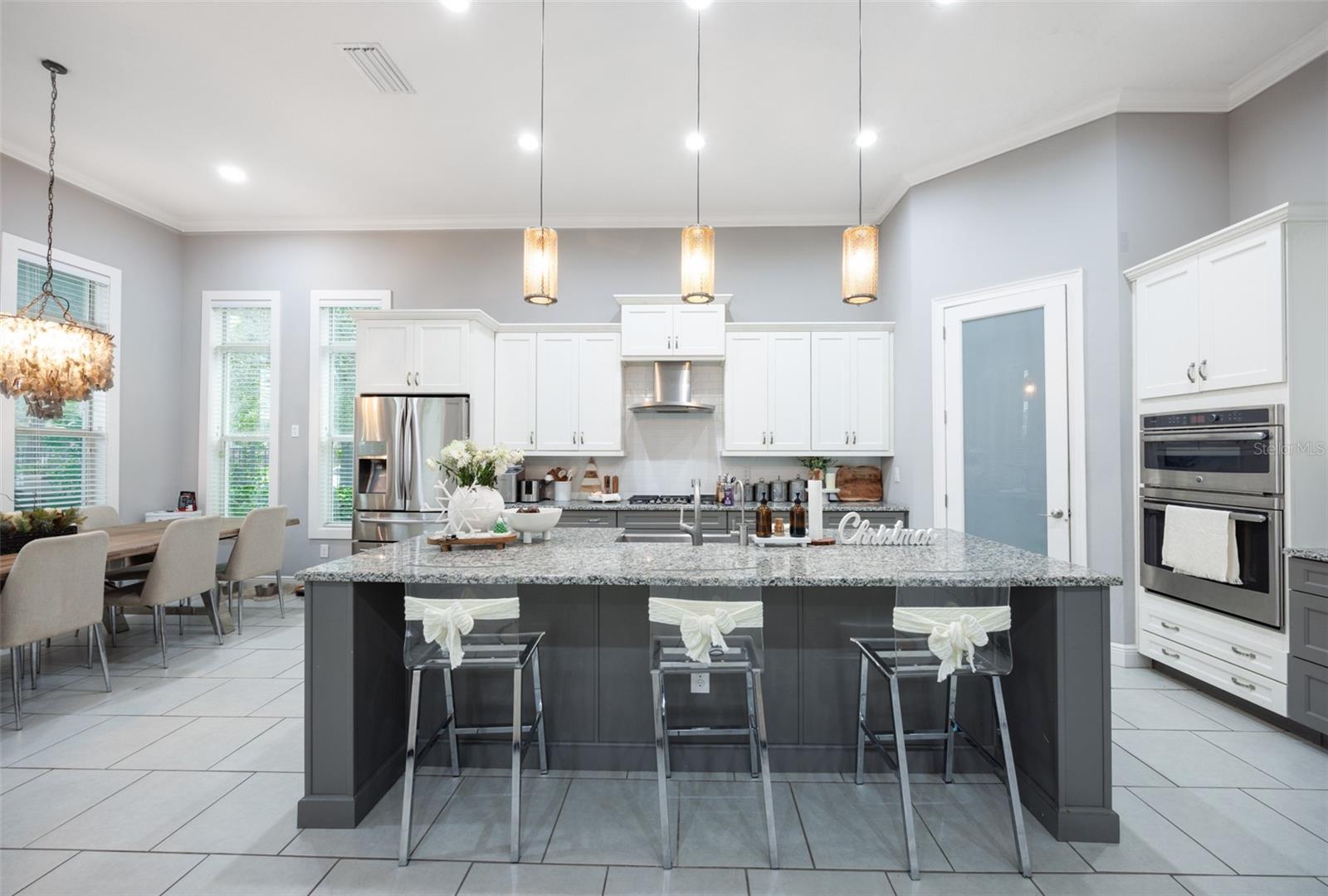 Image 10 of 50 For 14006 Quarry Lake Road