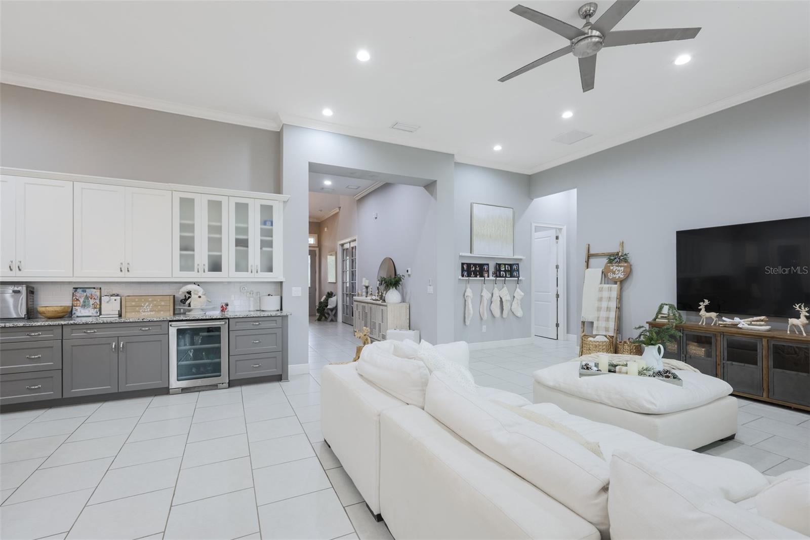 Image 13 of 50 For 14006 Quarry Lake Road