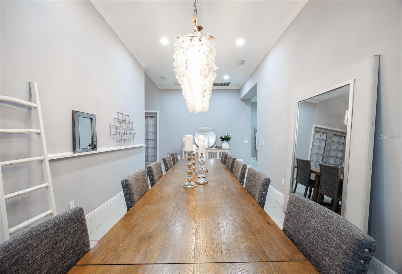 Image 15 of 50 For 14006 Quarry Lake Road