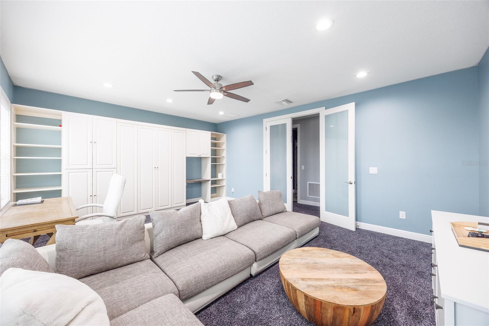 Image 20 of 50 For 14006 Quarry Lake Road