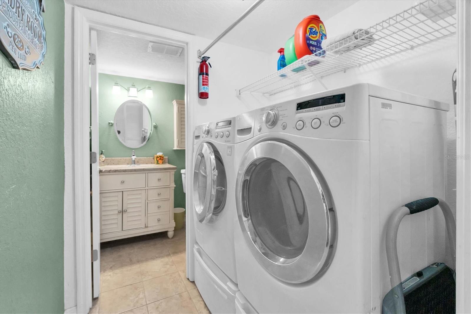 Image 18 of 42 For 6041 65th Avenue N