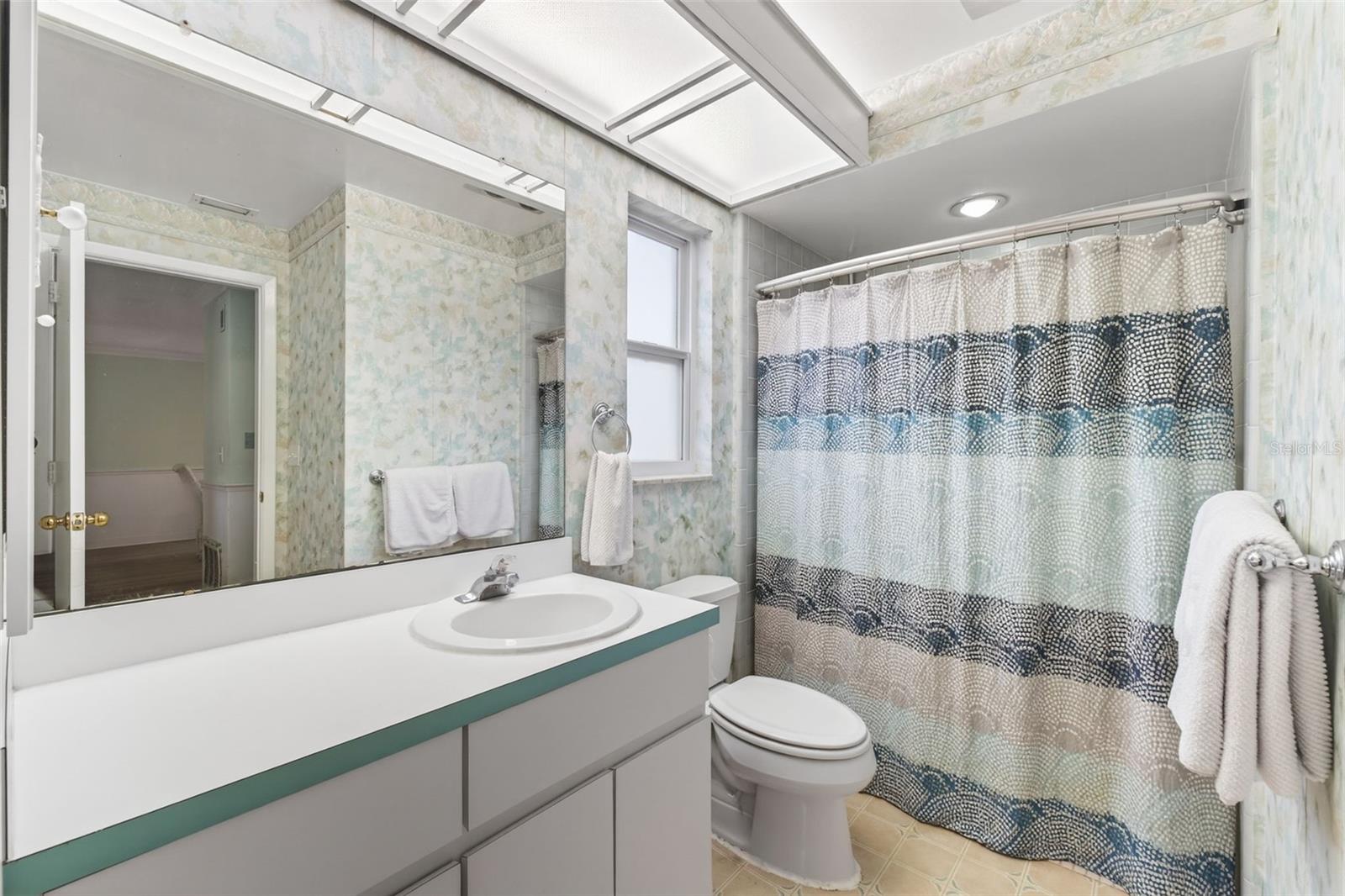 Listing photo id 24 for 1421 Sea Gull Drive S