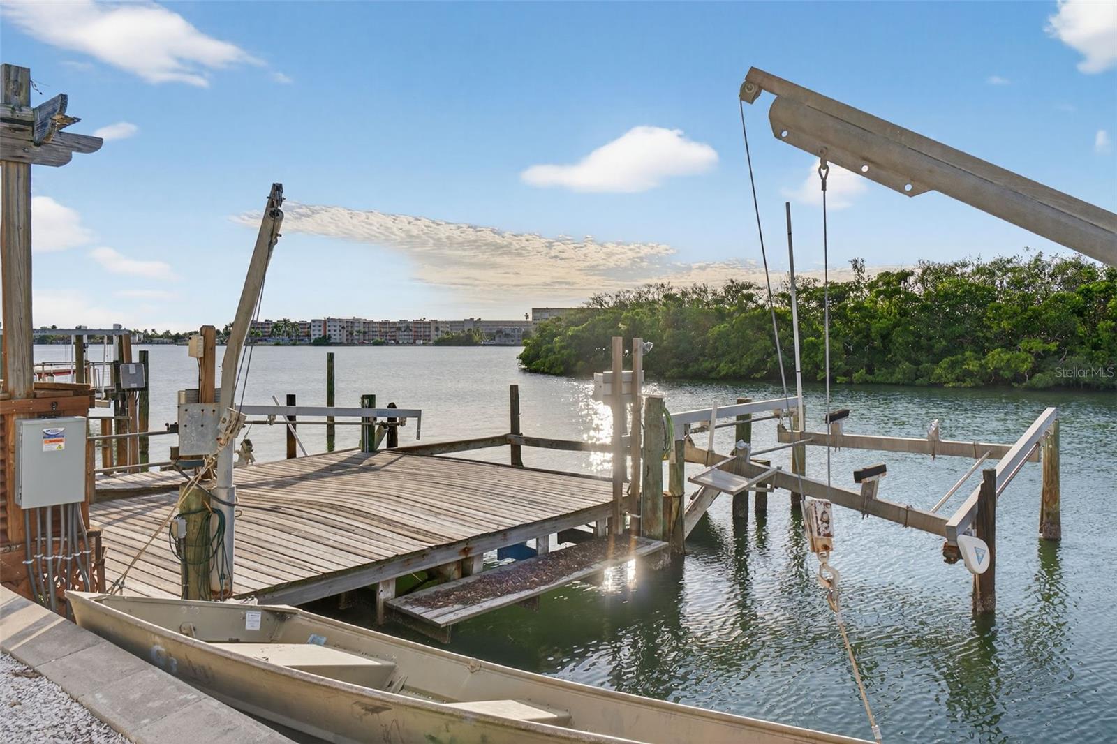 Listing photo id 38 for 1421 Sea Gull Drive S