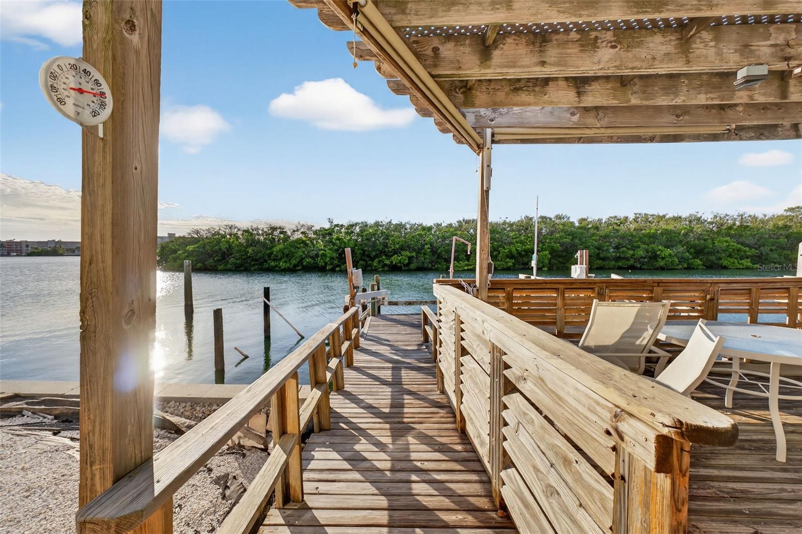 Listing photo id 40 for 1421 Sea Gull Drive S