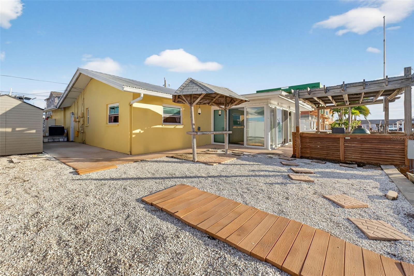 Listing photo id 42 for 1421 Sea Gull Drive S