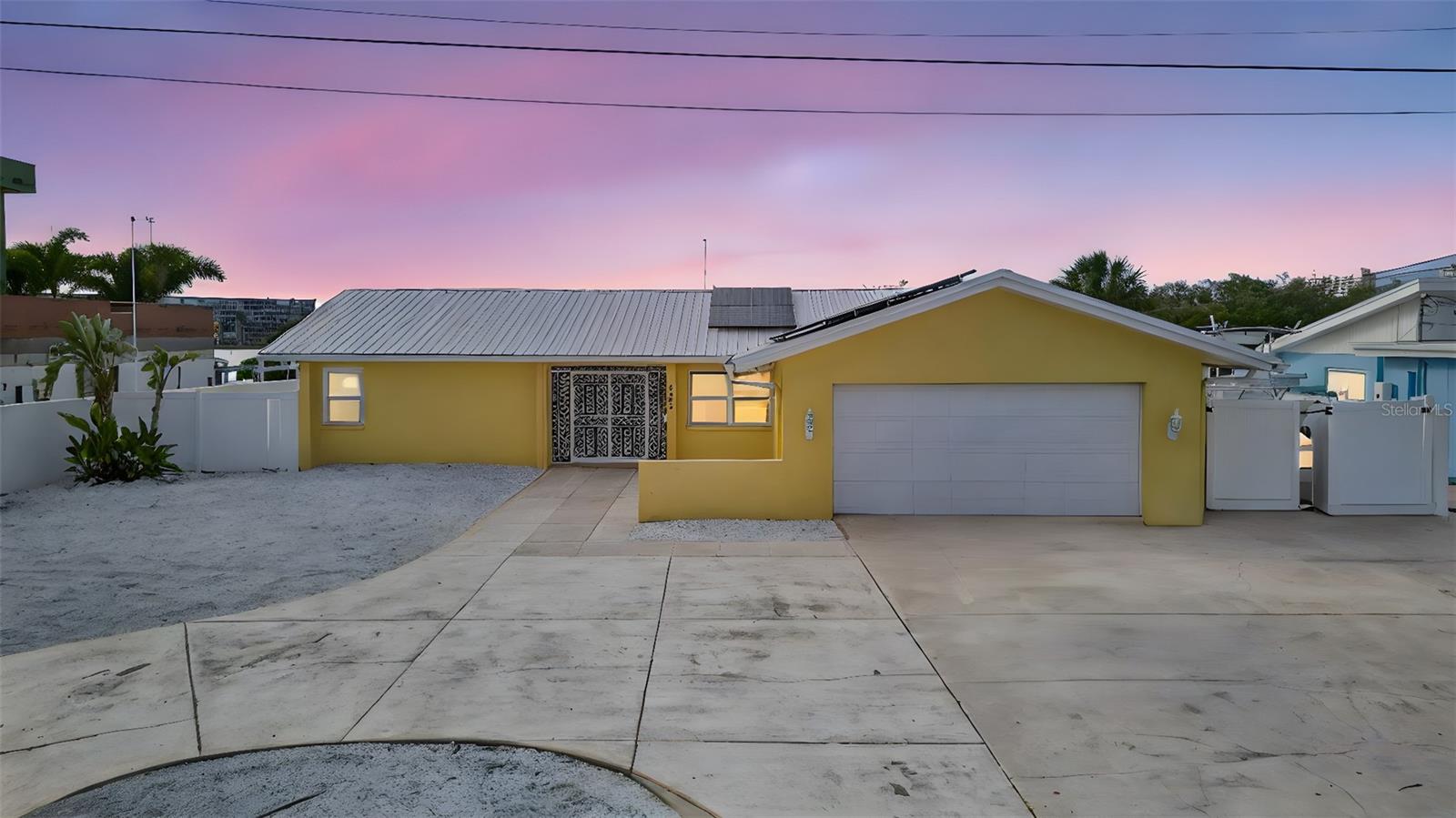 Listing photo id 3 for 1421 Sea Gull Drive S