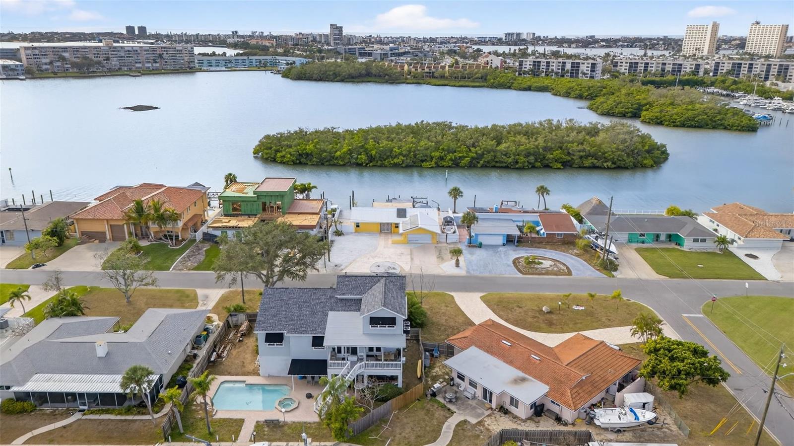 Listing photo id 56 for 1421 Sea Gull Drive S