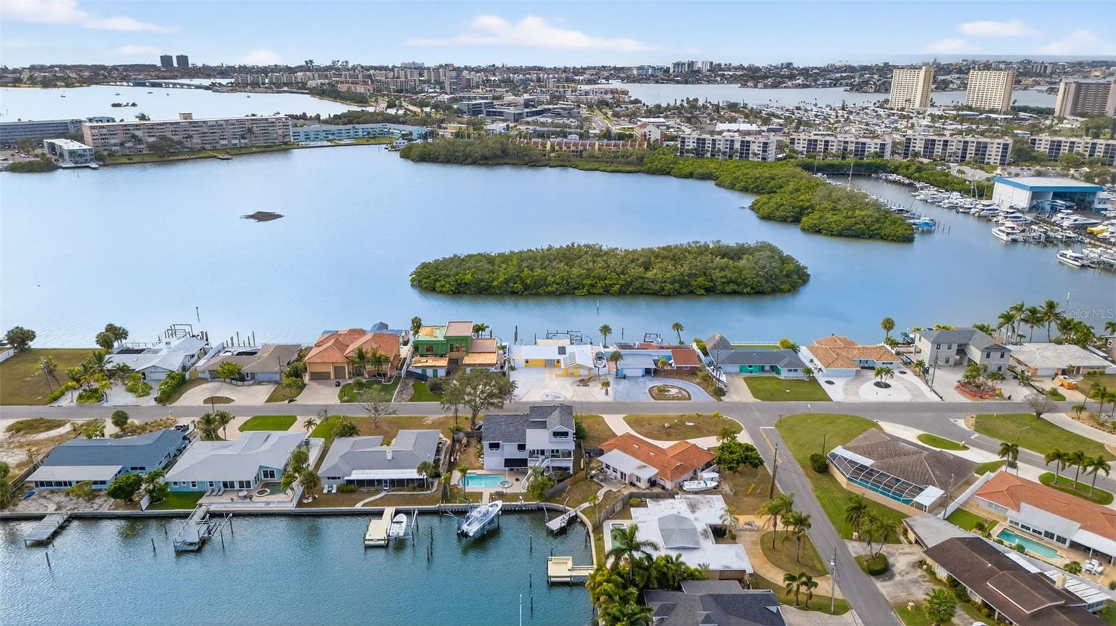 Listing photo id 62 for 1421 Sea Gull Drive S