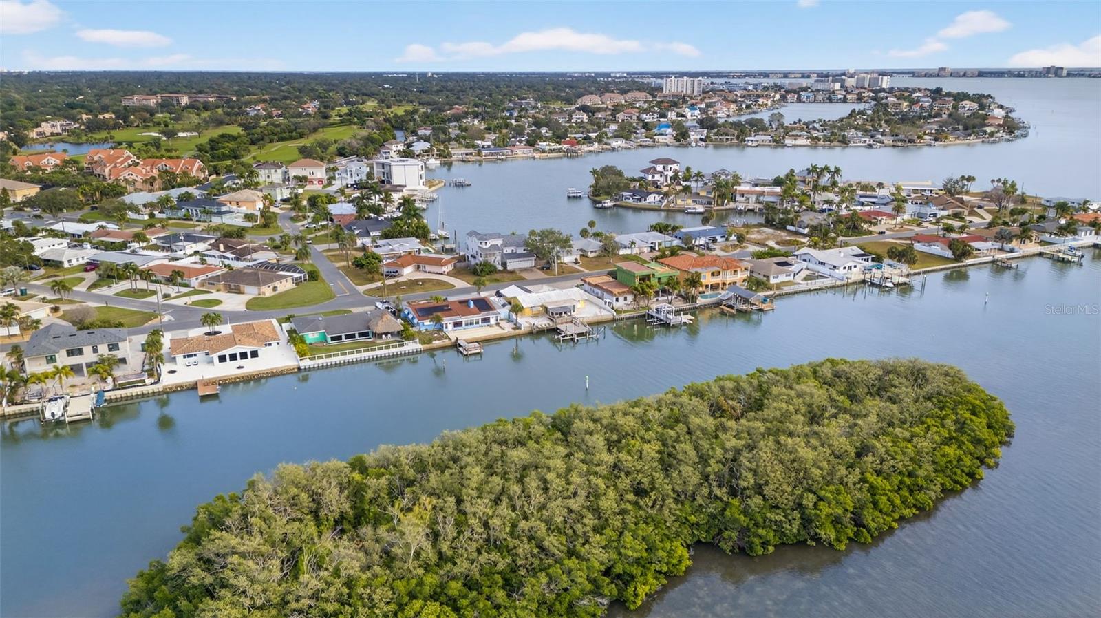 Listing photo id 74 for 1421 Sea Gull Drive S