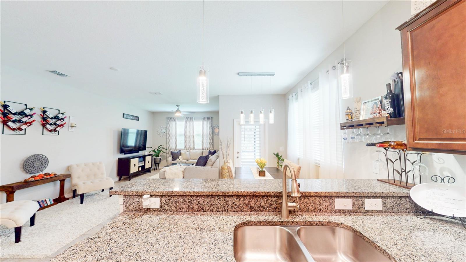 Image 10 of 30 For 9776 Pembrooke Pines Drive