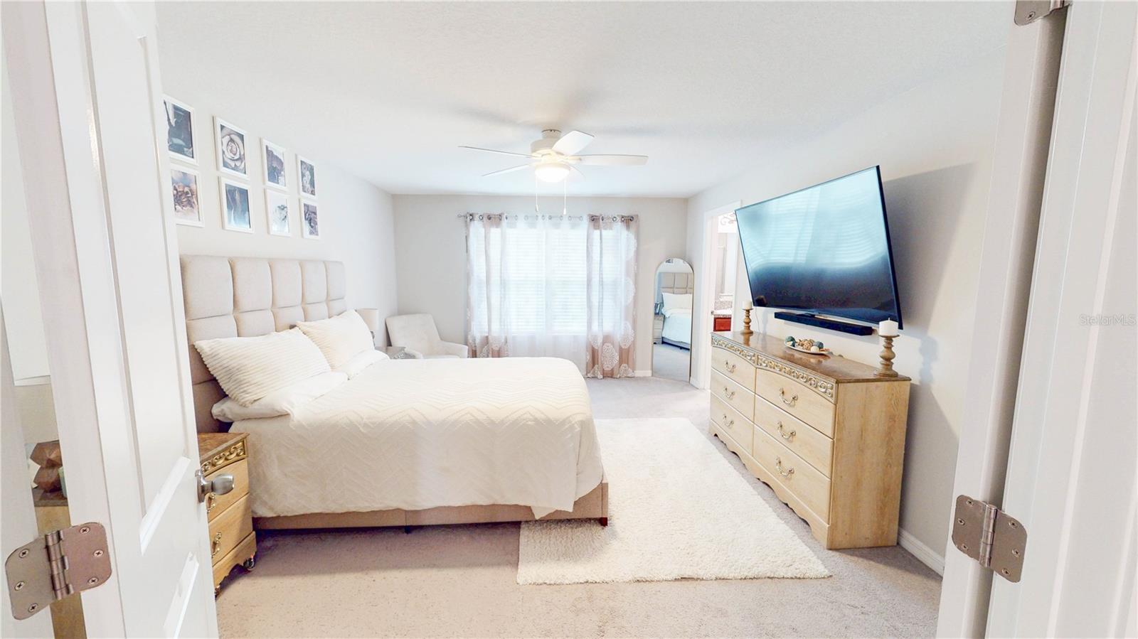 Image 21 of 30 For 9776 Pembrooke Pines Drive