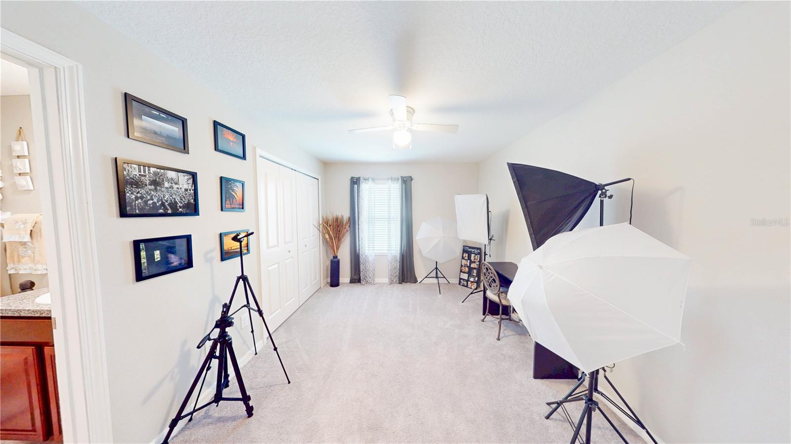 Image 27 of 30 For 9776 Pembrooke Pines Drive