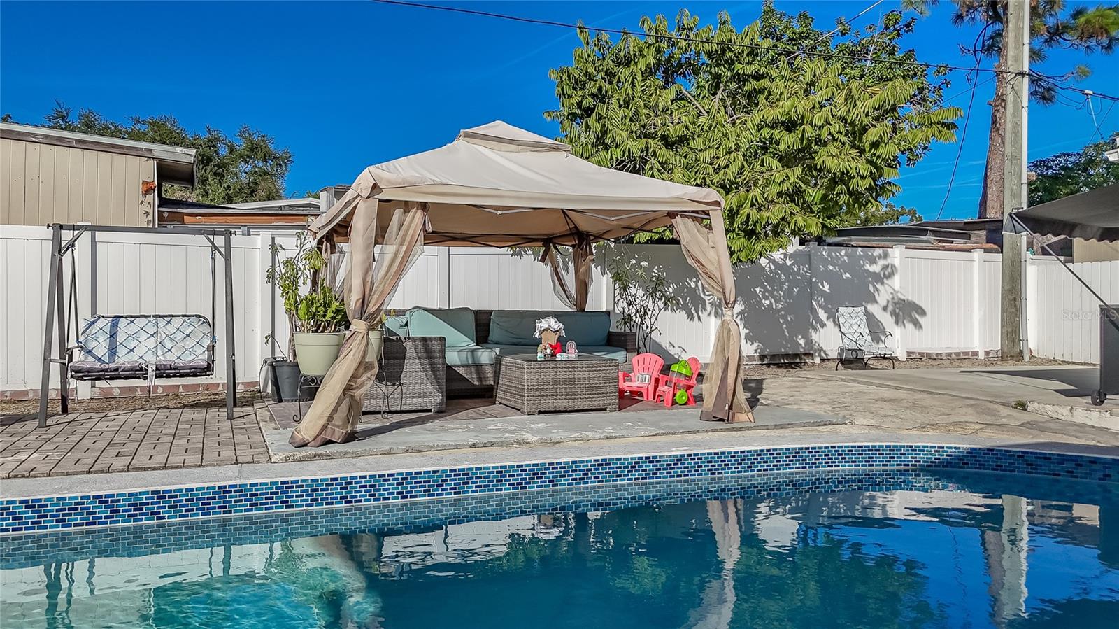 Image 26 of 48 For 710 114th Avenue