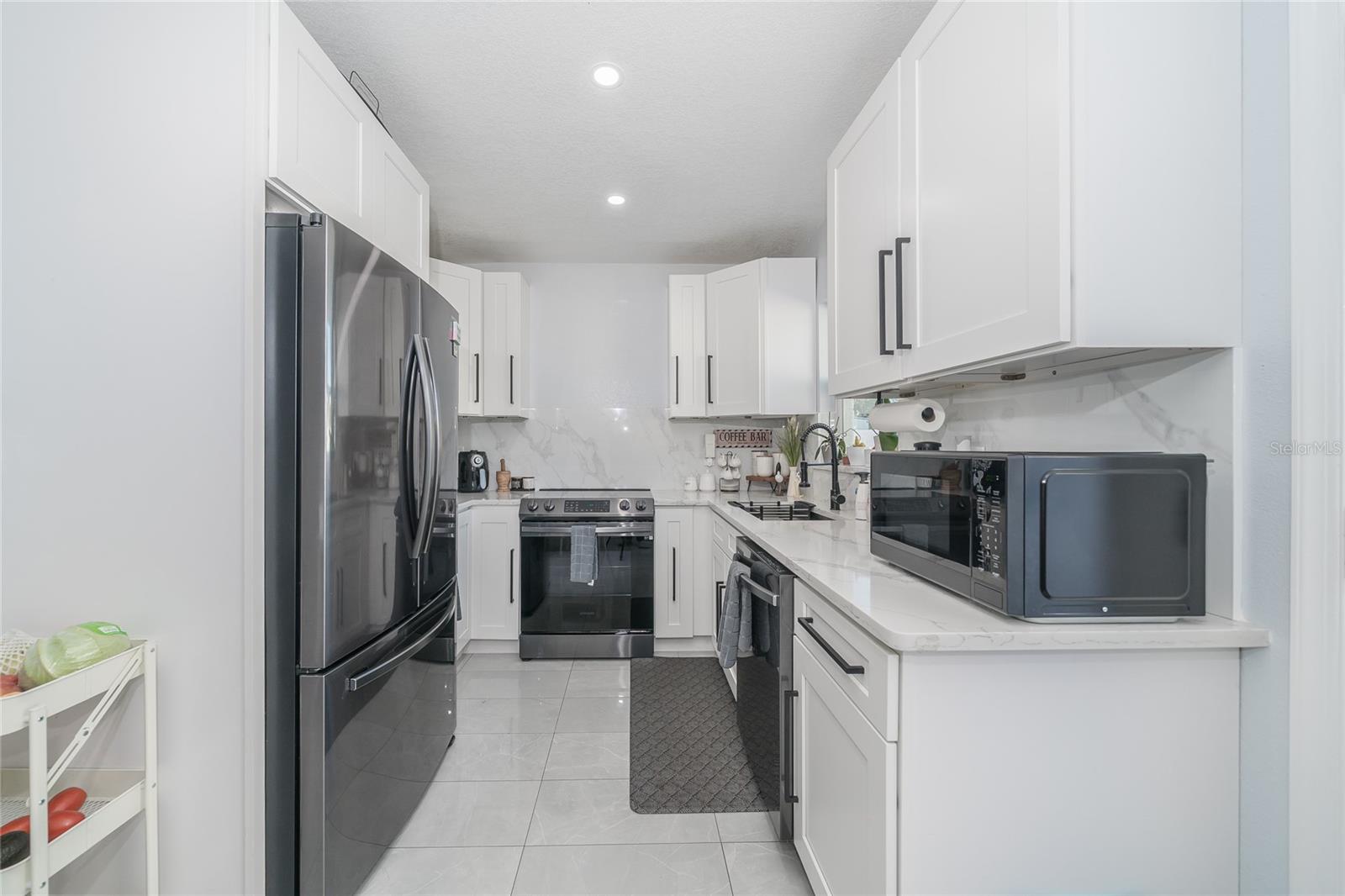 Image 5 of 48 For 710 114th Avenue