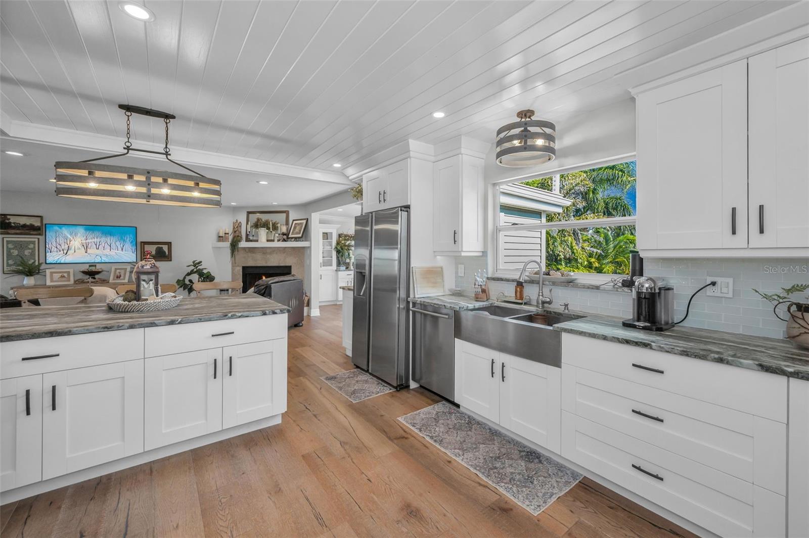 Image 15 of 87 For 110 Carlyle Circle