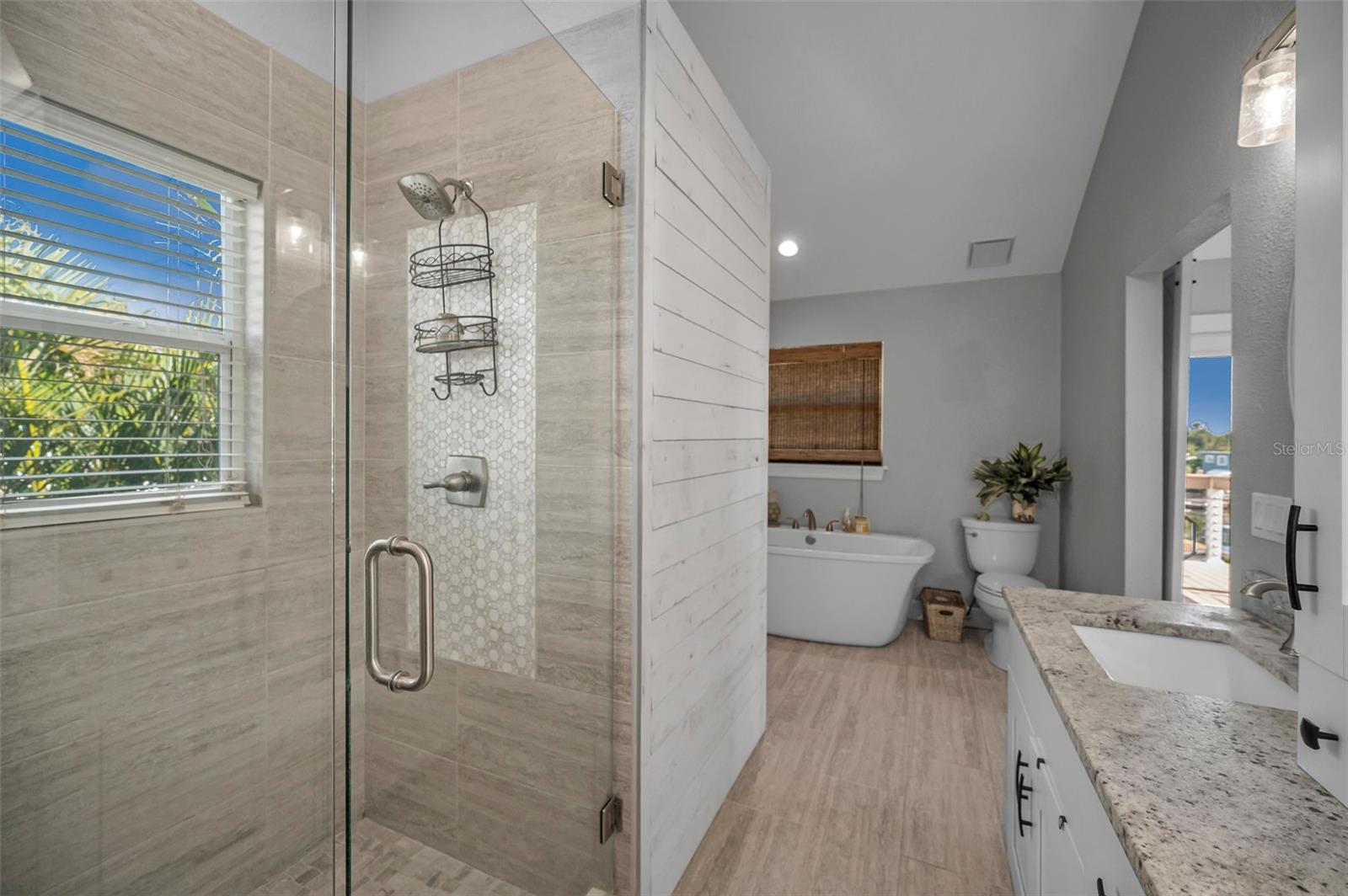 Image 28 of 87 For 110 Carlyle Circle