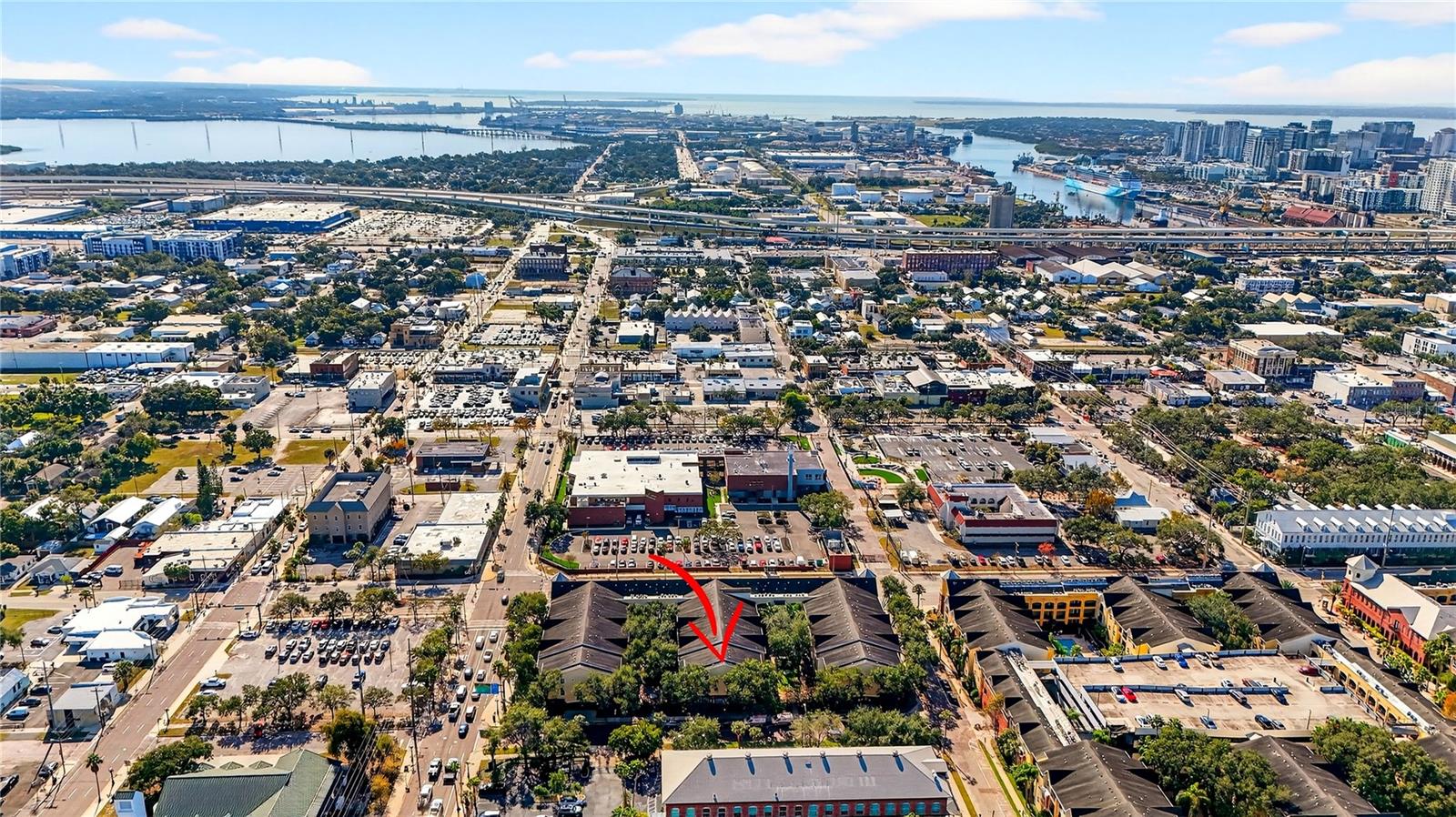 Listing photo id 0 for 2010 Palm Avenue 14304