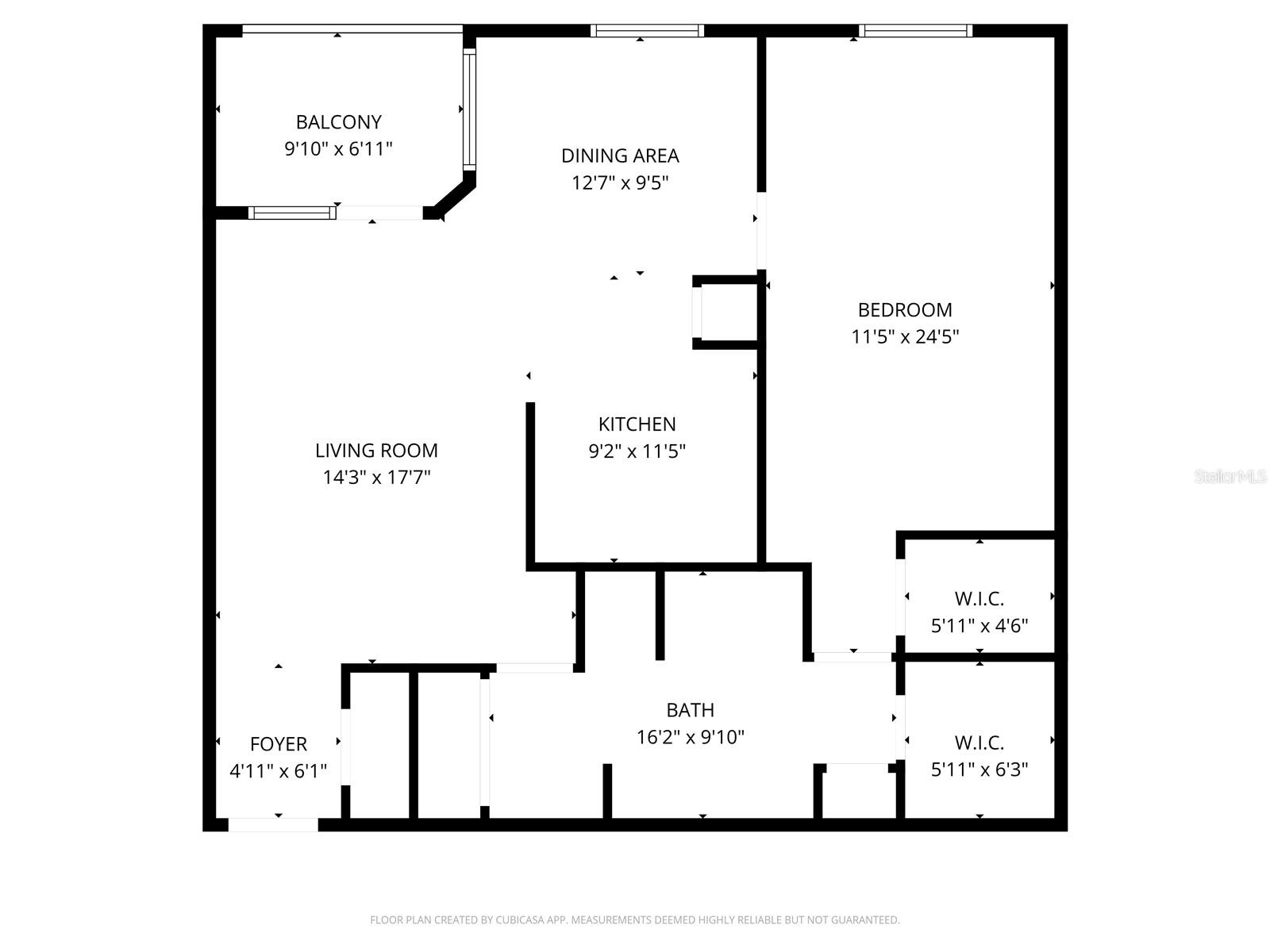 Listing photo id 23 for 2010 Palm Avenue 14304
