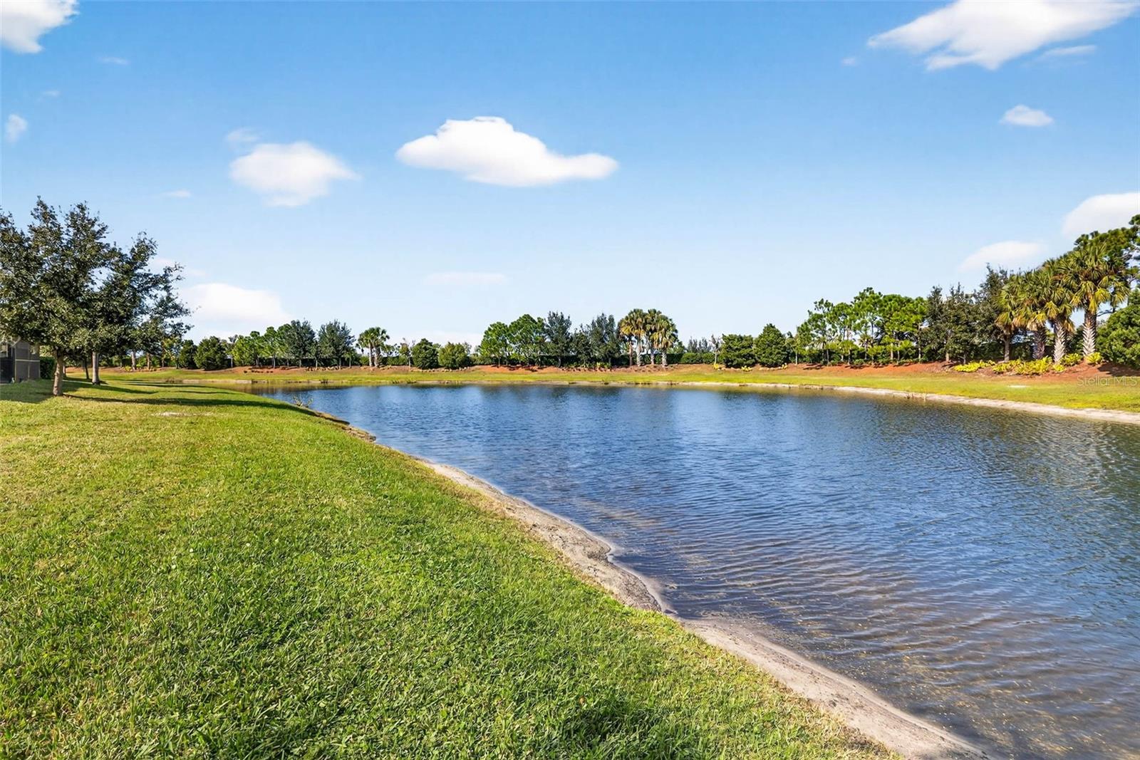 Image 42 of 63 For 15652 Aurora Lake Circle