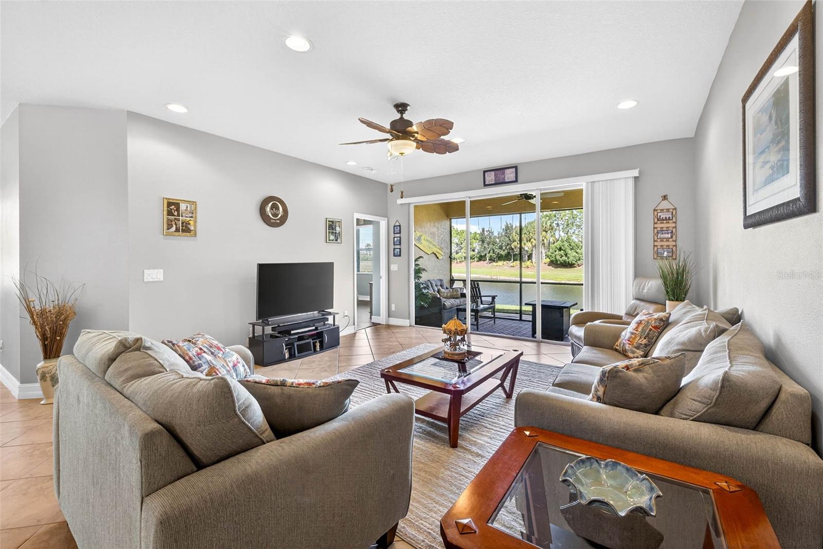 Image 6 of 63 For 15652 Aurora Lake Circle