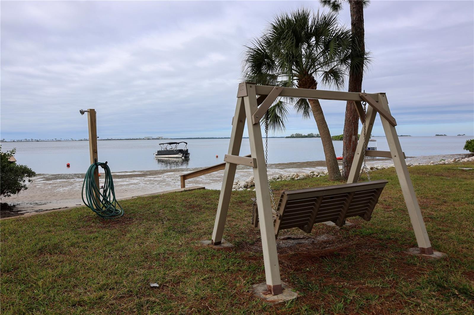 Image 20 of 37 For 2700 Bayshore Boulevard 2105