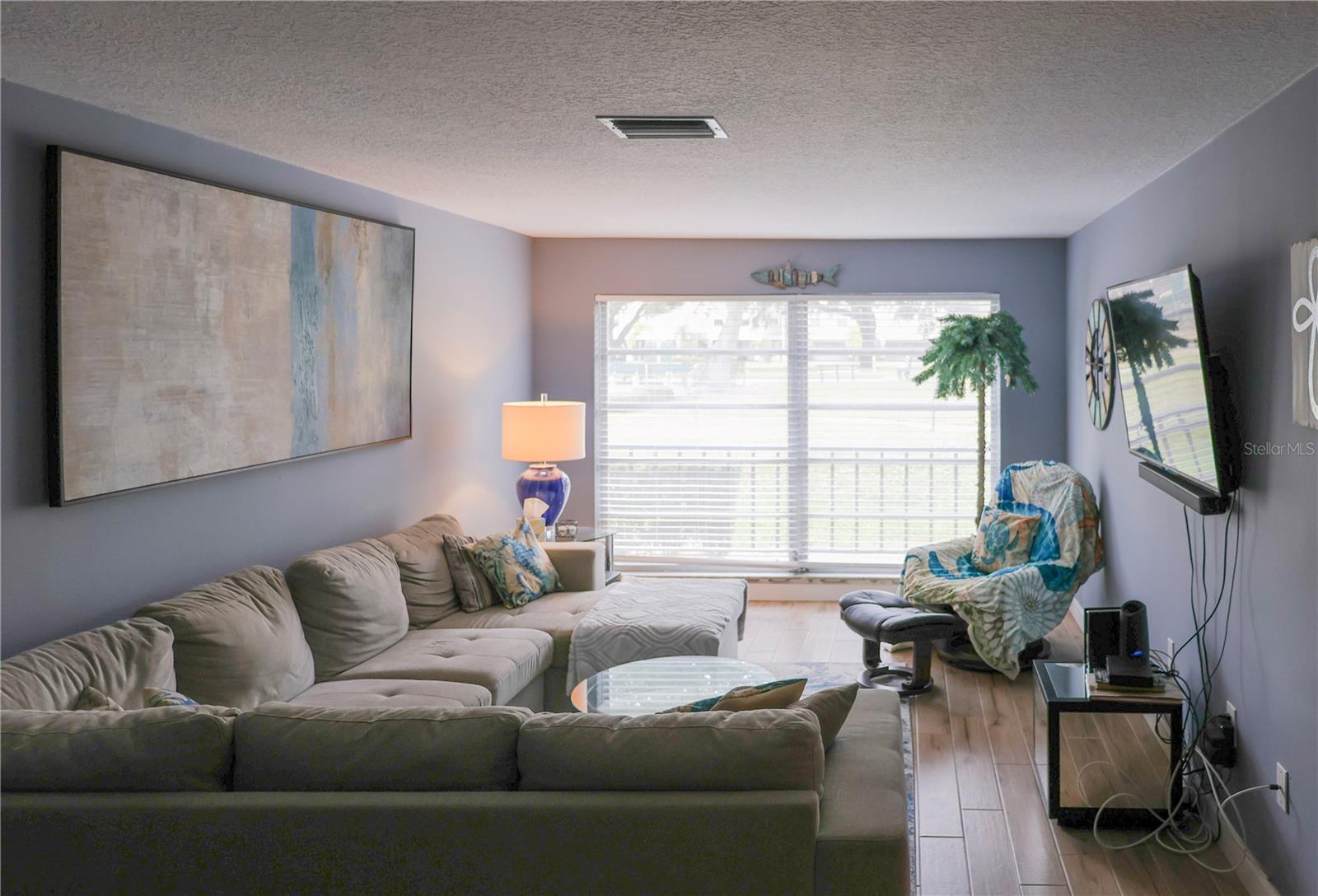 Image 5 of 37 For 2700 Bayshore Boulevard 2105