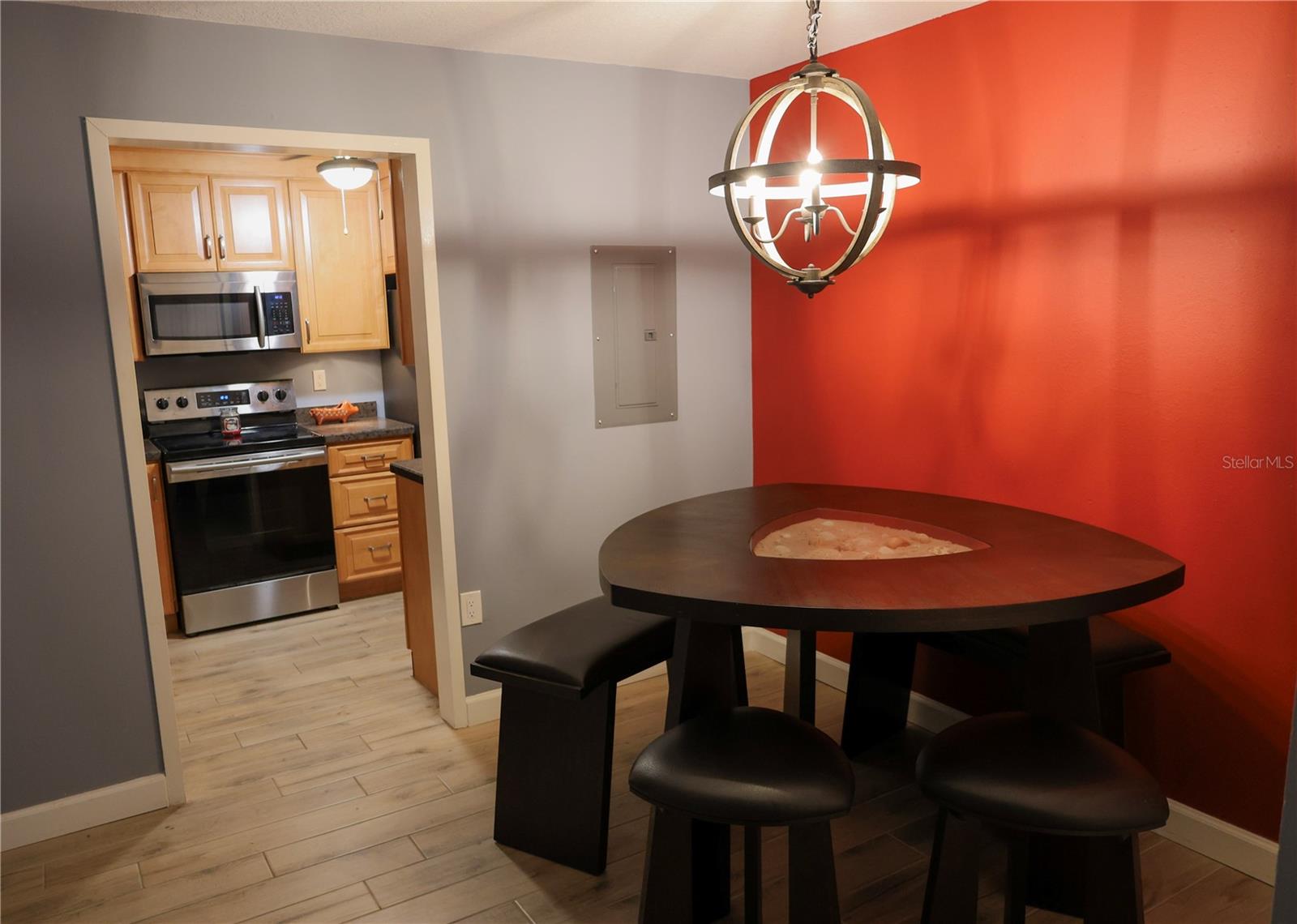 Image 9 of 37 For 2700 Bayshore Boulevard 2105