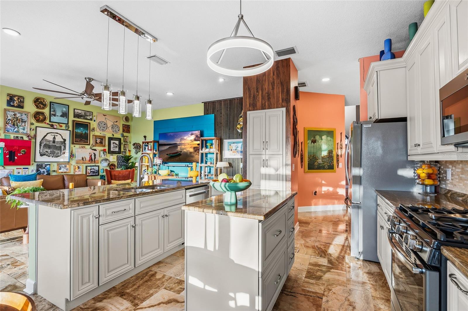 Image 15 of 54 For 5801 Cay Cove Court