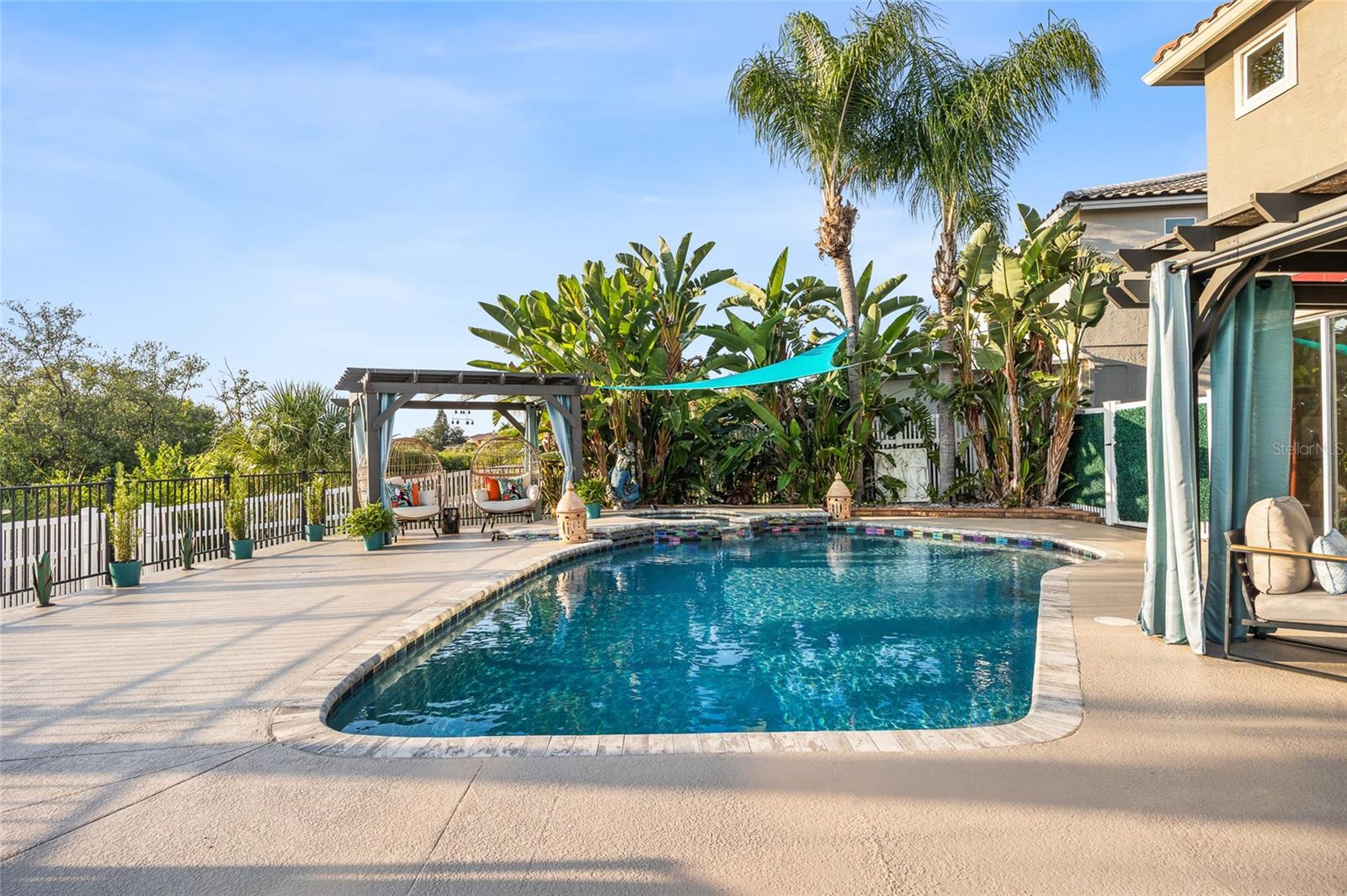 Image 40 of 54 For 5801 Cay Cove Court