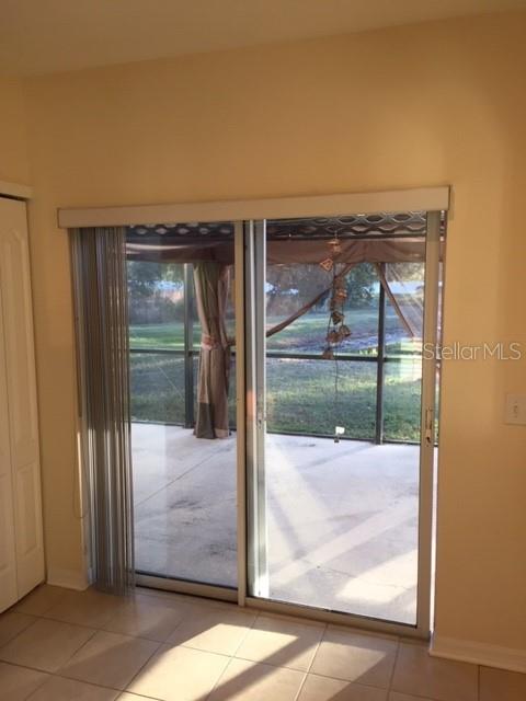 Image 16 of 20 For 18130 Cypress Bay Parkway