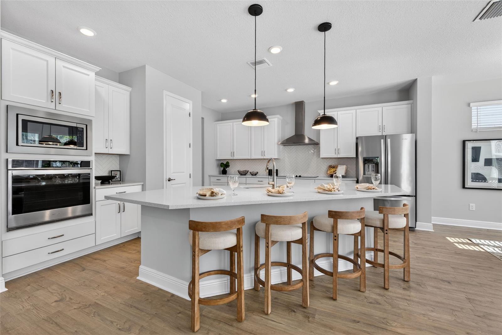 Image 15 of 53 For 810 32nd Avenue N