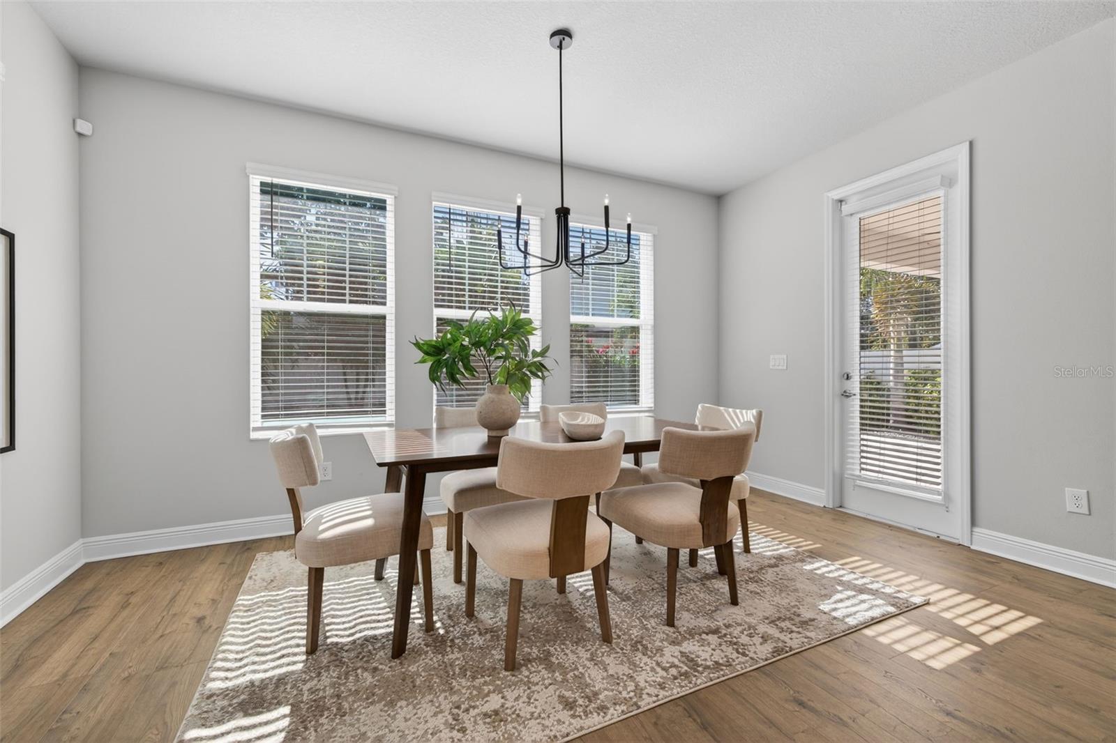 Image 24 of 53 For 810 32nd Avenue N