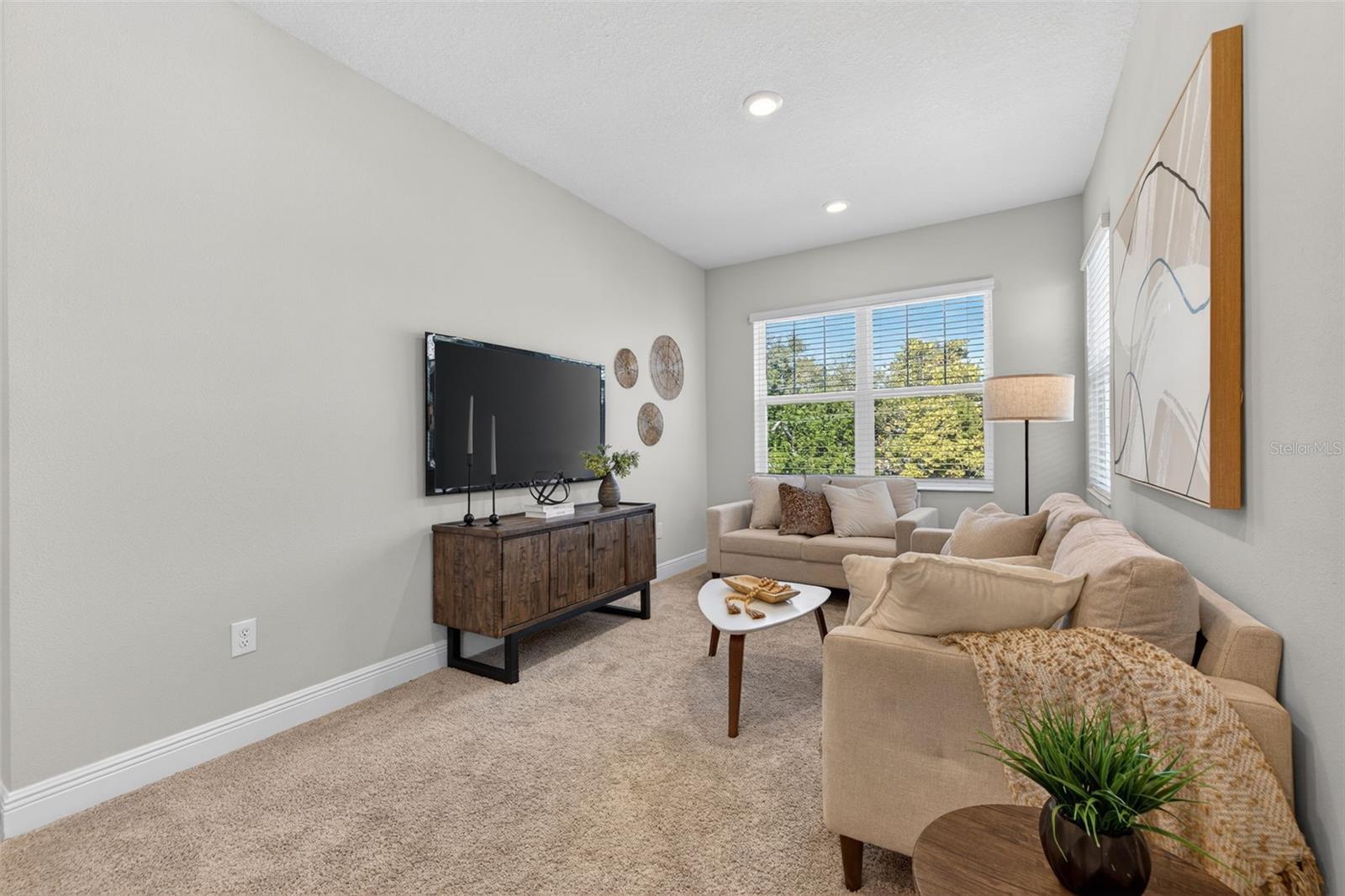 Image 36 of 53 For 810 32nd Avenue N