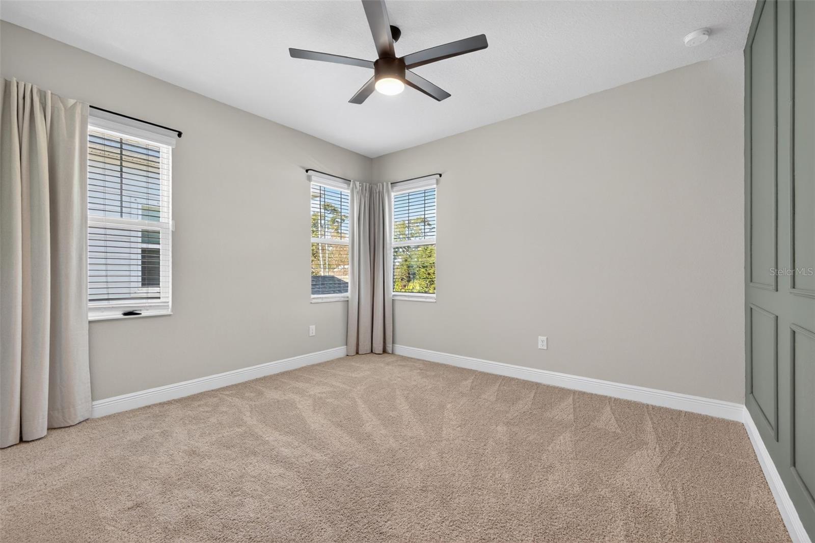 Image 44 of 53 For 810 32nd Avenue N