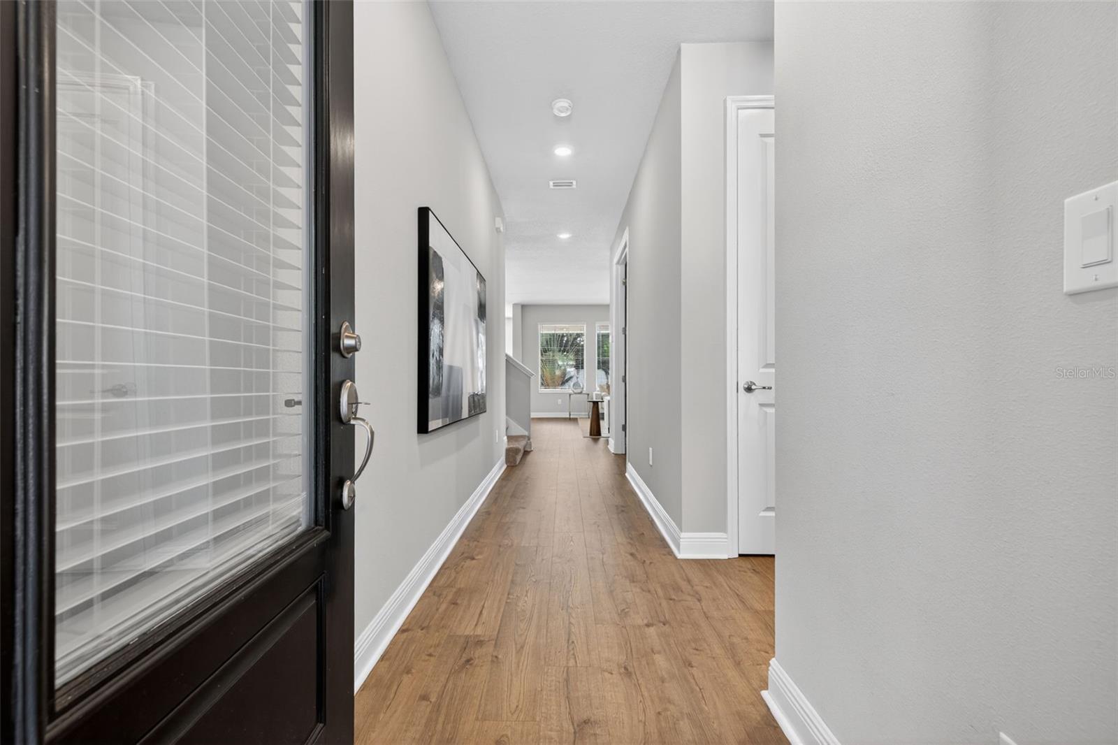 Image 7 of 53 For 810 32nd Avenue N