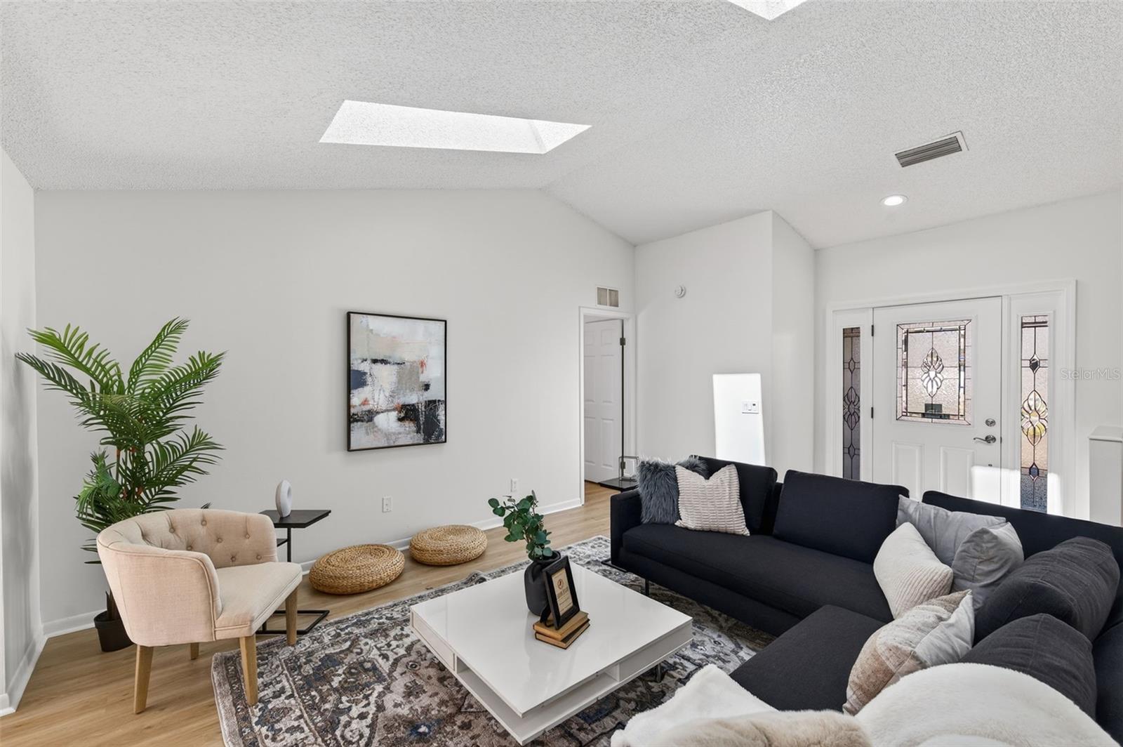 Image 13 of 49 For 1609 Shady Leaf Drive